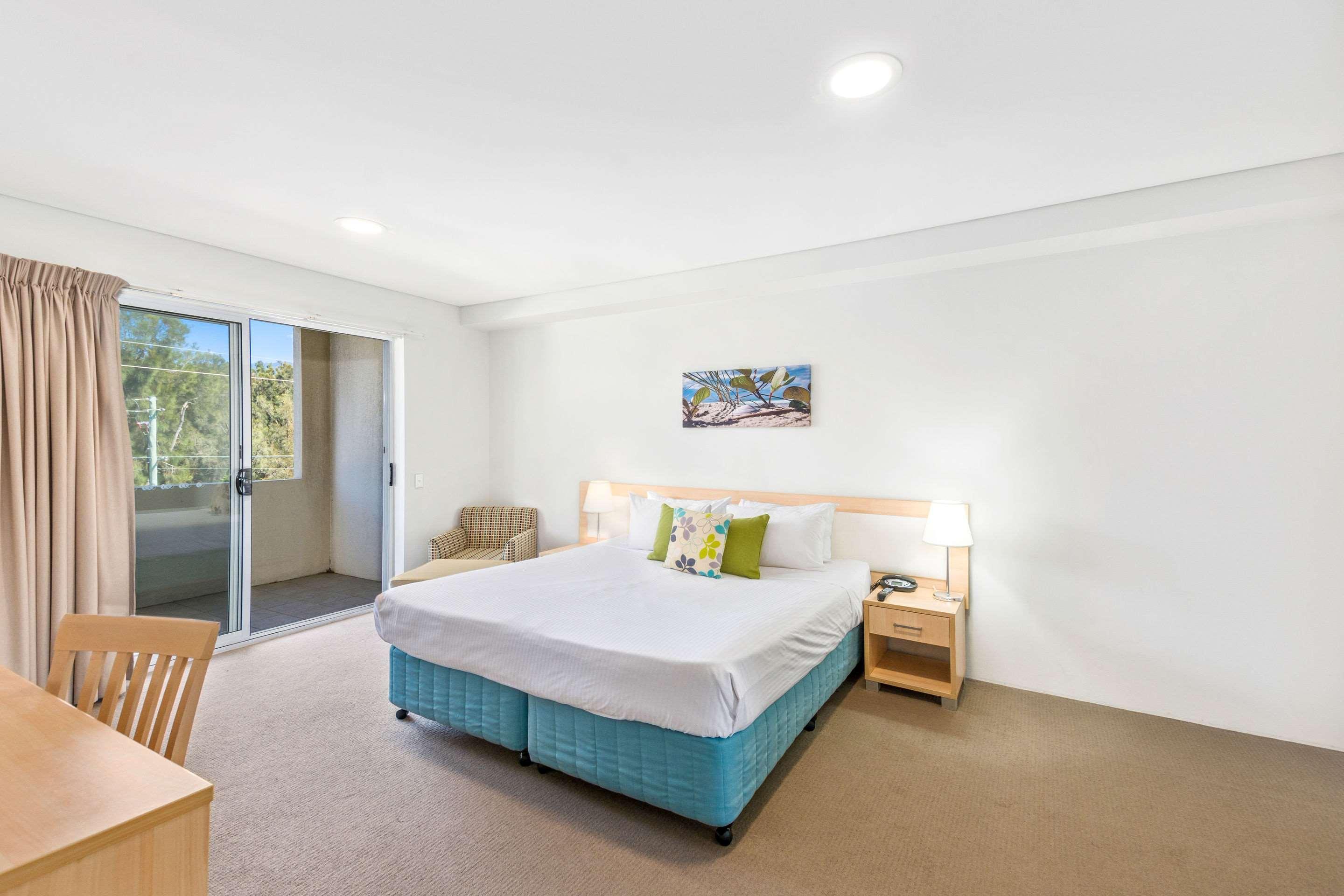 Quality Suites Pioneer Sands Вуллонгонг Экстерьер фото