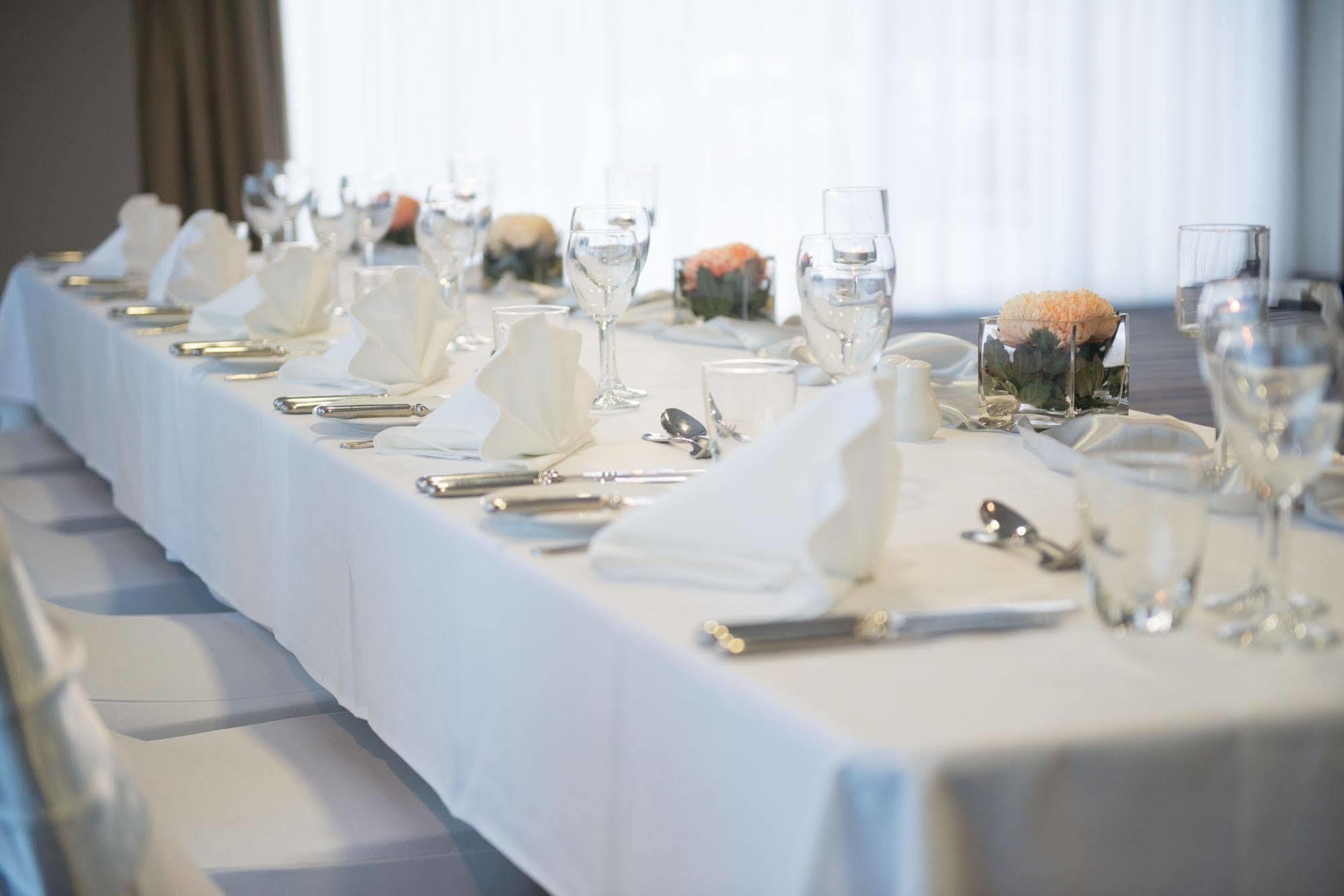 Quality Suites Pioneer Sands Вуллонгонг Экстерьер фото