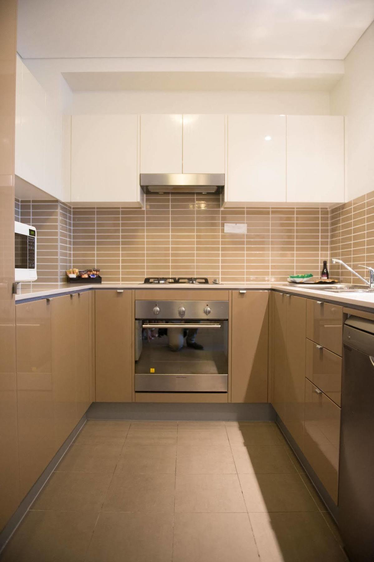 Quality Suites Pioneer Sands Вуллонгонг Экстерьер фото